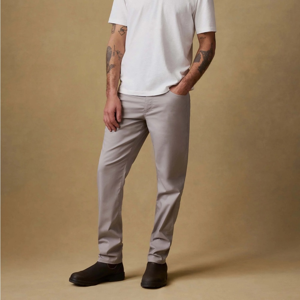 Faherty Movement 5 Pocket Pant Men's 30 x 32 Fossil